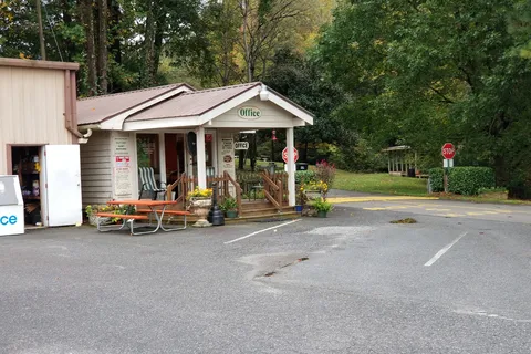 Twin Lakes RV Park
