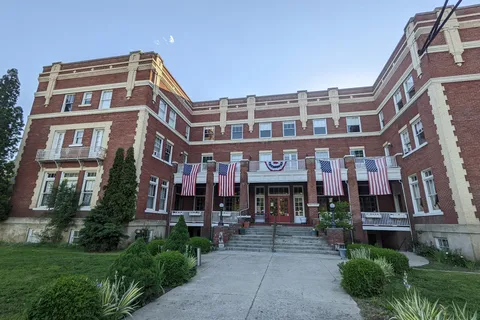 The Historic Union Hotel and RV Park