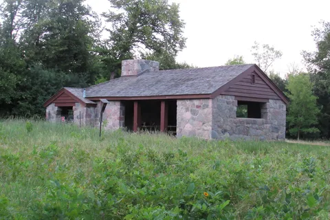 Monson Lake State Park