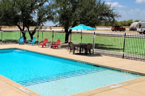 Wandering Oaks RV Park
