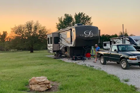 Wandering Oaks RV Park