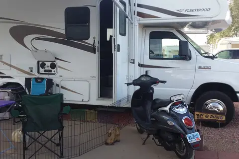 Las Colinas MH-RV Resort