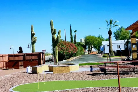 Las Colinas MH-RV Resort