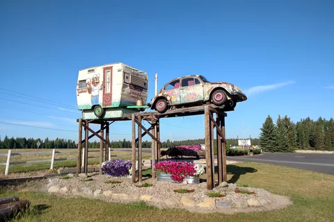 Starry Night Lodging & RV - Glacier