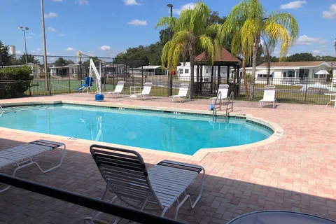 Majestic Oaks RV Resort