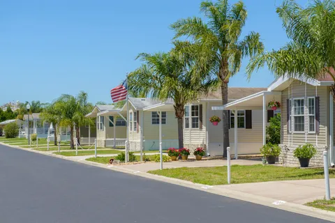 Majestic Oaks RV Resort