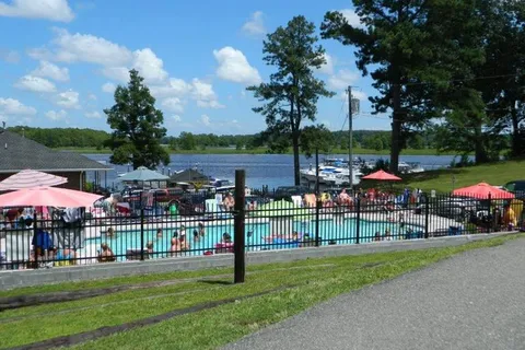 River's Rest Marina & Resort