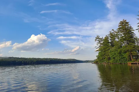 Ayers Lake Family Campground And Cottages