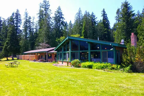 Log Cabin Resort and RV Park