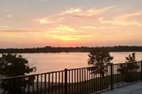Acorns Resort