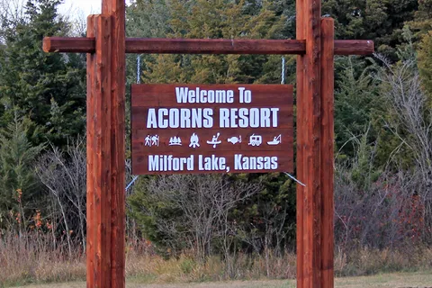 Acorns Resort