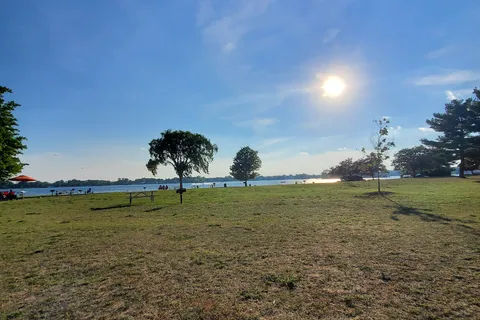 Family - Pontiac Lake Recreational Area