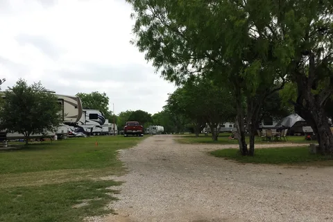 A Country Breeze RV Park