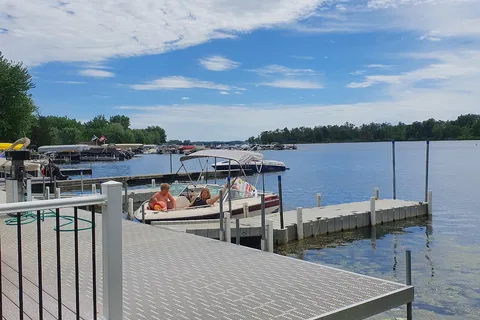 Sunset Cove Resort