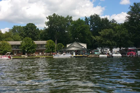 Sunset Cove Resort