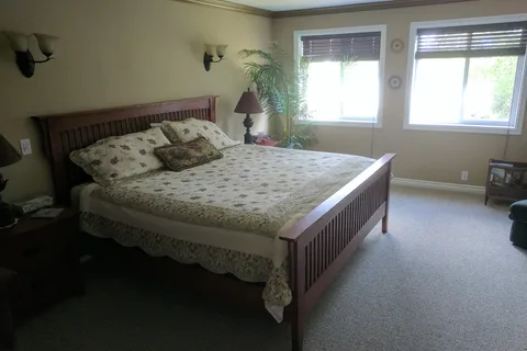Six Mile River Resort