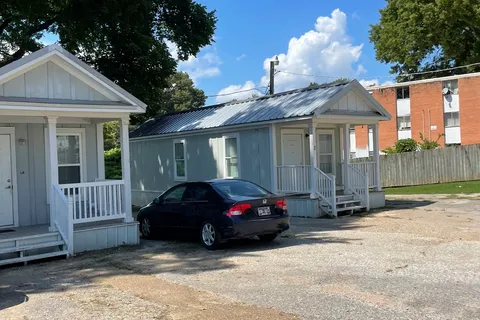 Elvis Presley Blvd RV Park