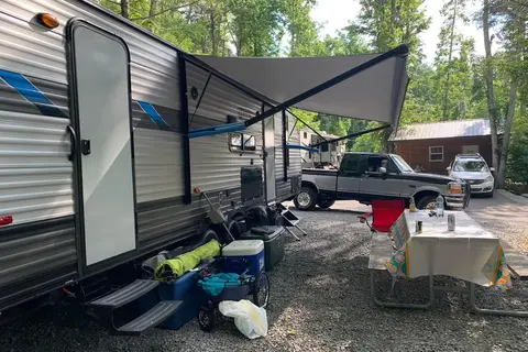 Gatlinburg East / Smoky Mountain KOA Holiday