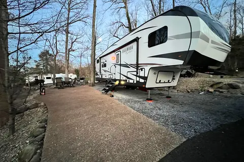 Gatlinburg East / Smoky Mountain KOA Holiday