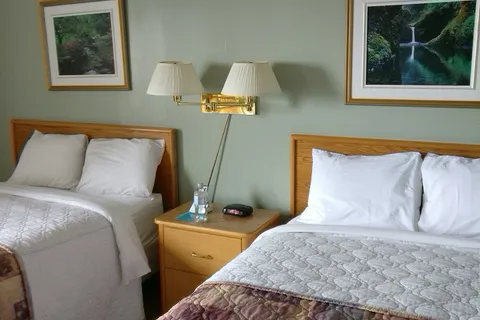 Northern Light Inn Campground