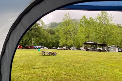 Smoky Mountain Meadows Campground