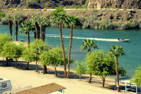 Castle Rock Shores resort