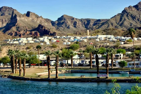 Castle Rock Shores resort