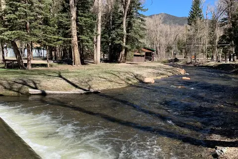 Road Runner RV Resort