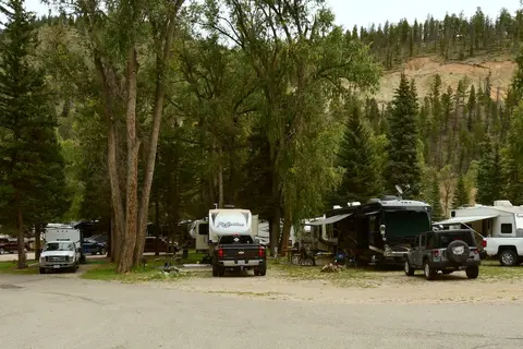Road Runner RV Resort