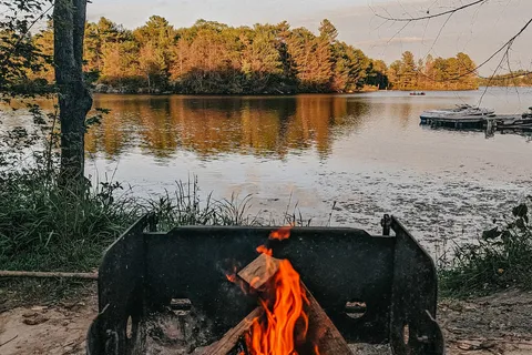 Six Mile Lake Provincial Park