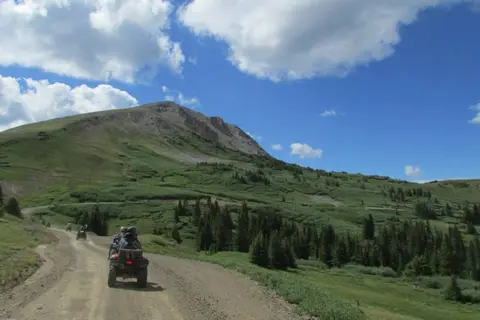 Ute Bluff Lodge