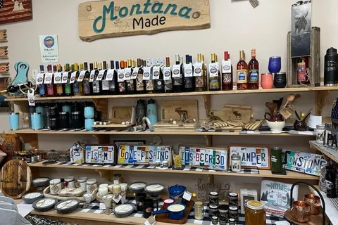 Cardwell General Store and Campground