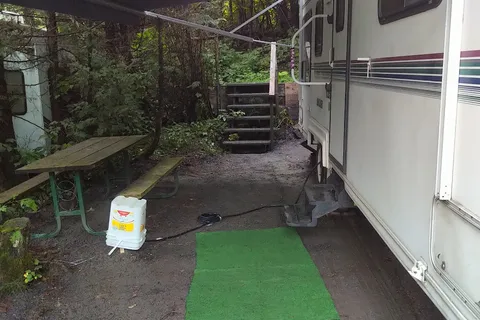 Kinnikinnick Campground and RV Park