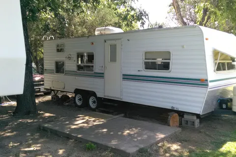 Thorp Spring RV Park