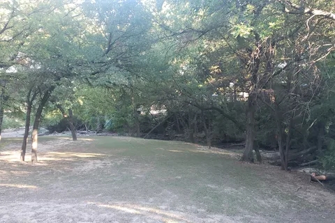Thorp Spring RV Park
