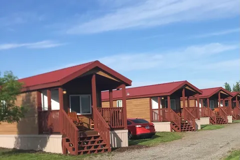 Eagle Peak Lodge and RV Campground