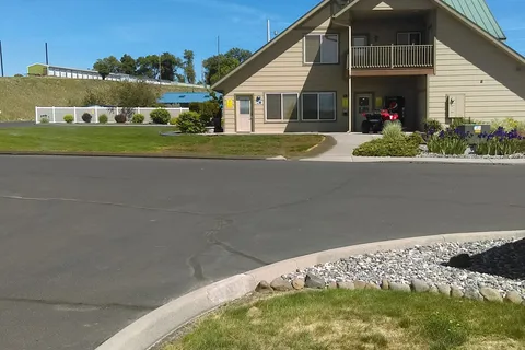Blue Valley RV Park