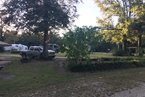 Quiet Oaks RV Park