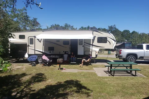 Hollywood Casino RV Park