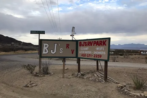 BJ's RV Park
