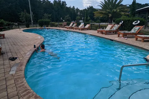 Suwannee River Rendezvous Resort And Campground