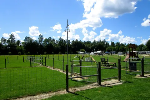 Suwannee River Rendezvous Resort And Campground