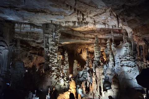 Cathedral Caverns State Park