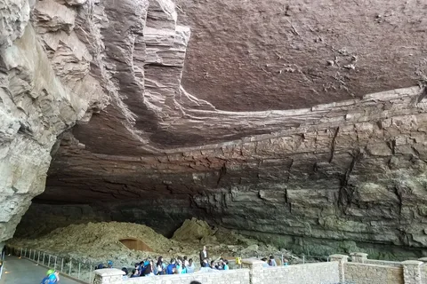 Cathedral Caverns State Park