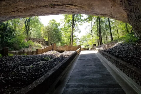 Cathedral Caverns State Park
