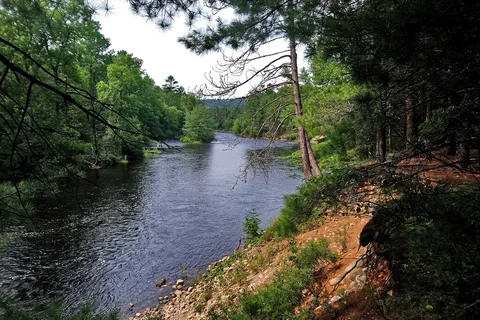 Samuel de Champlain Provincial Park