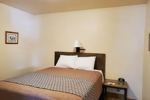 Wagon Wheel Motel and RV Park