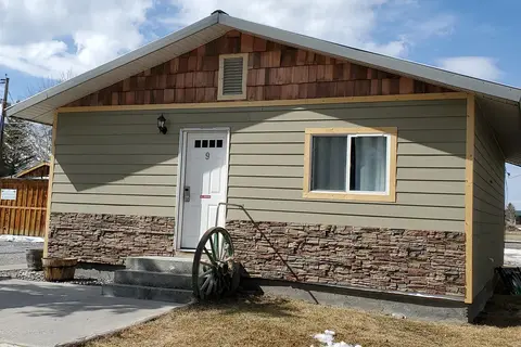 Wagon Wheel Motel and RV Park