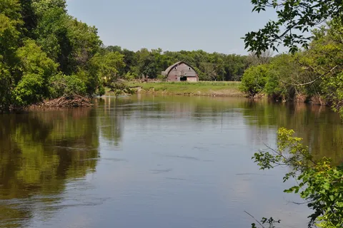 Ofty's Riverside Campground