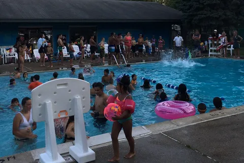 Lakeshore Camp Resort